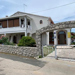  Apartman Tesmija Horvátország