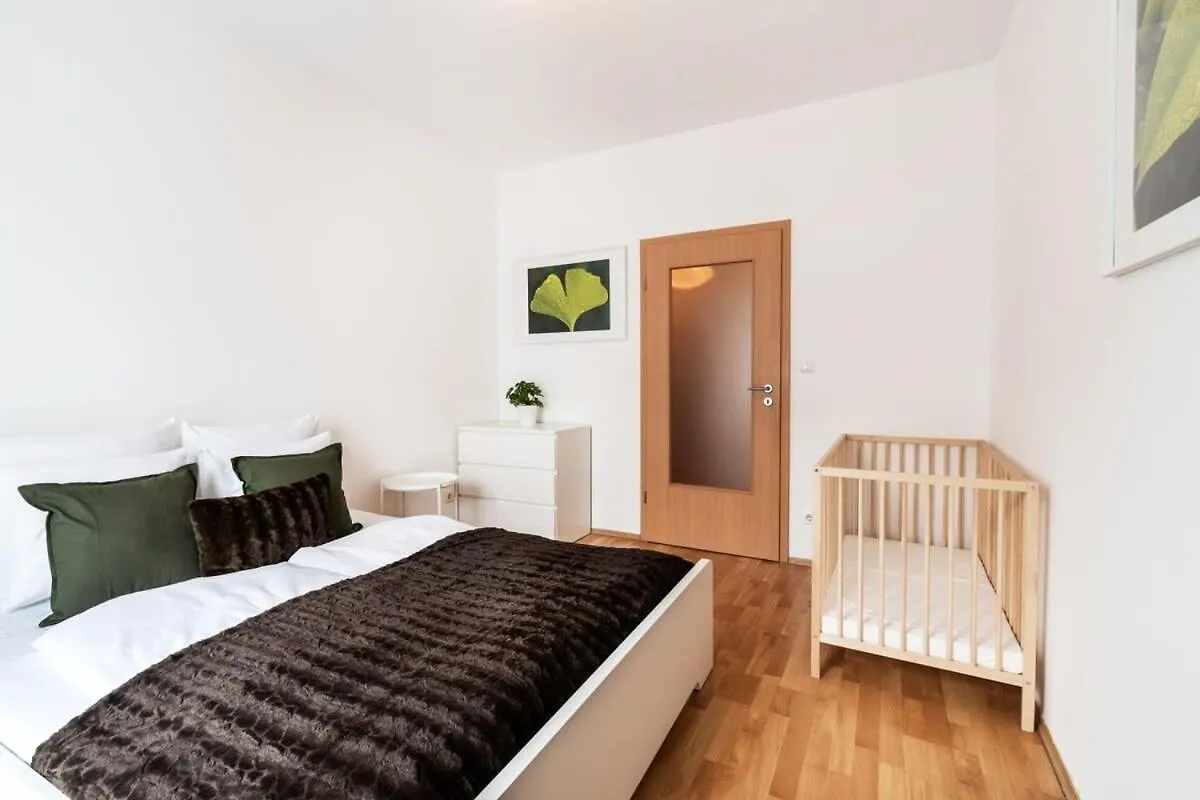 Pleasant & Comfy Apartment In Super Location Budapest